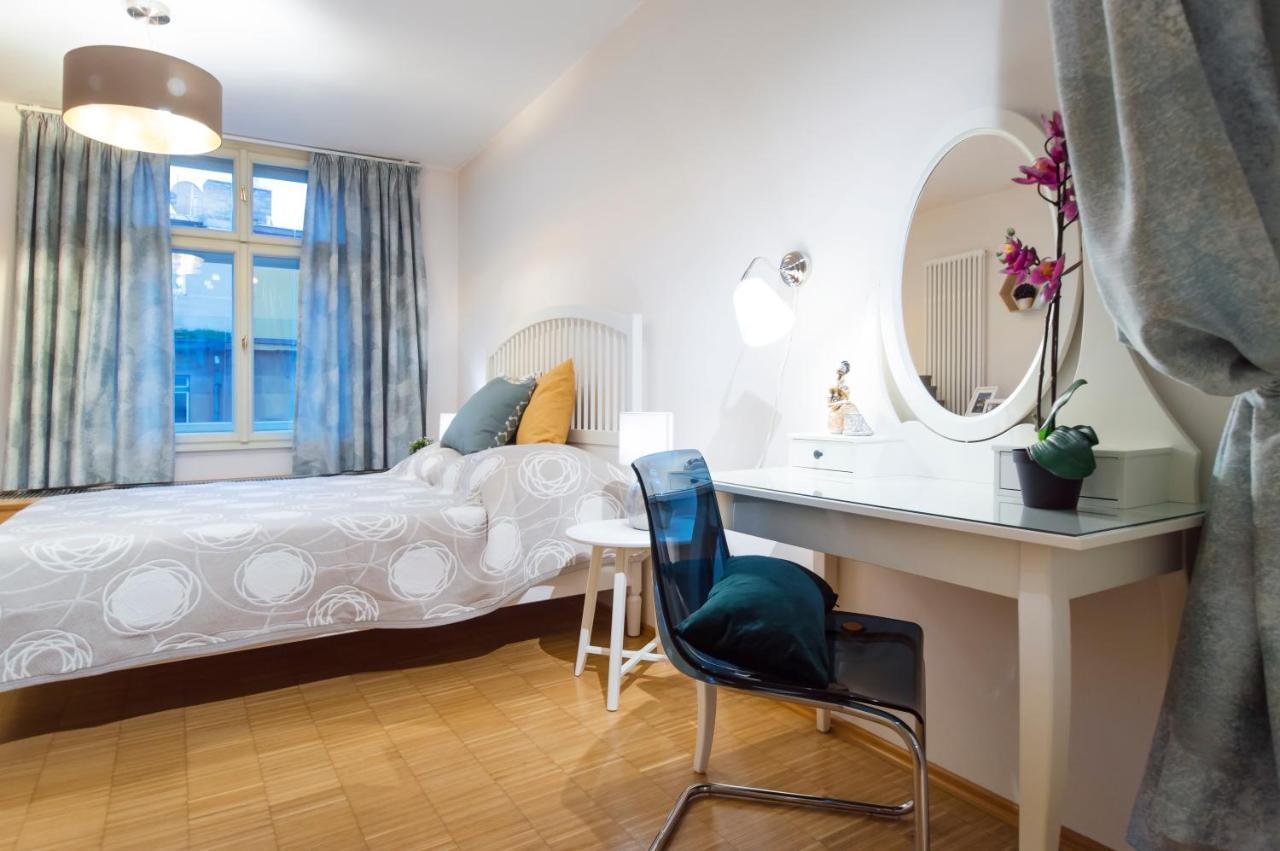 Modern Apartment Charvatova براغ المظهر الخارجي الصورة