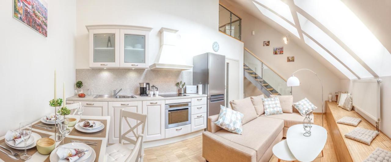 Modern Apartment Charvatova براغ المظهر الخارجي الصورة