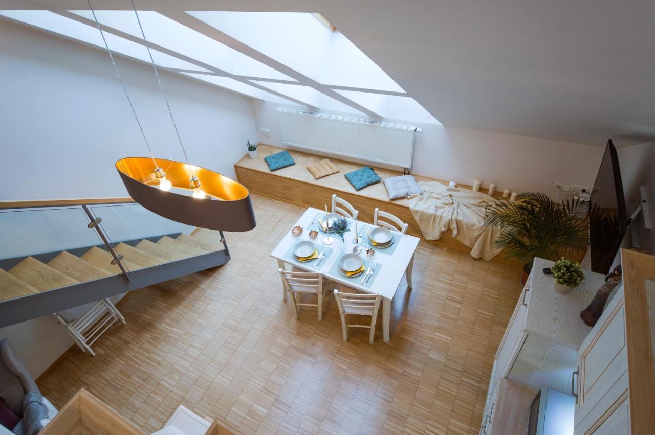 Modern Apartment Charvatova براغ المظهر الخارجي الصورة