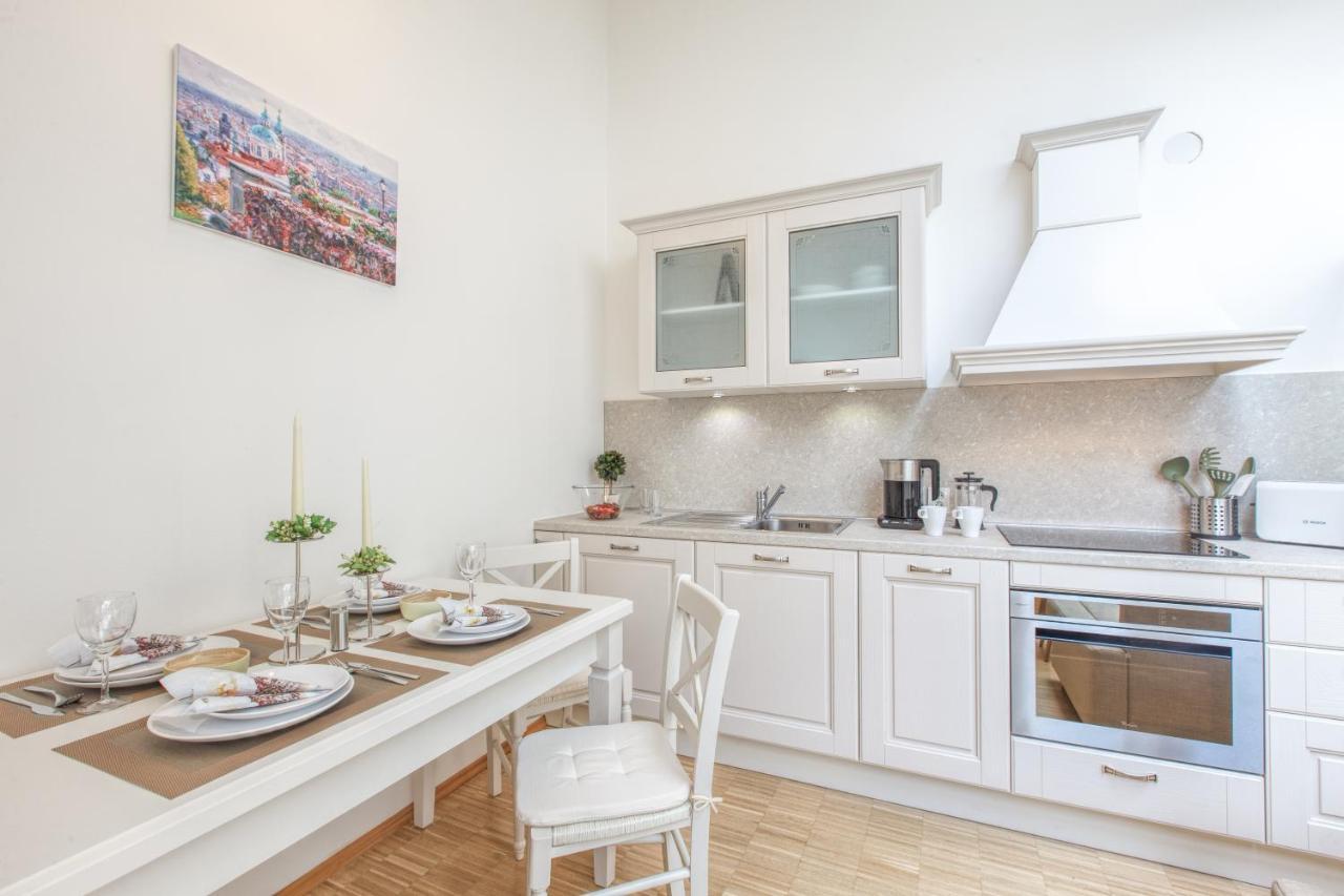 Modern Apartment Charvatova براغ المظهر الخارجي الصورة