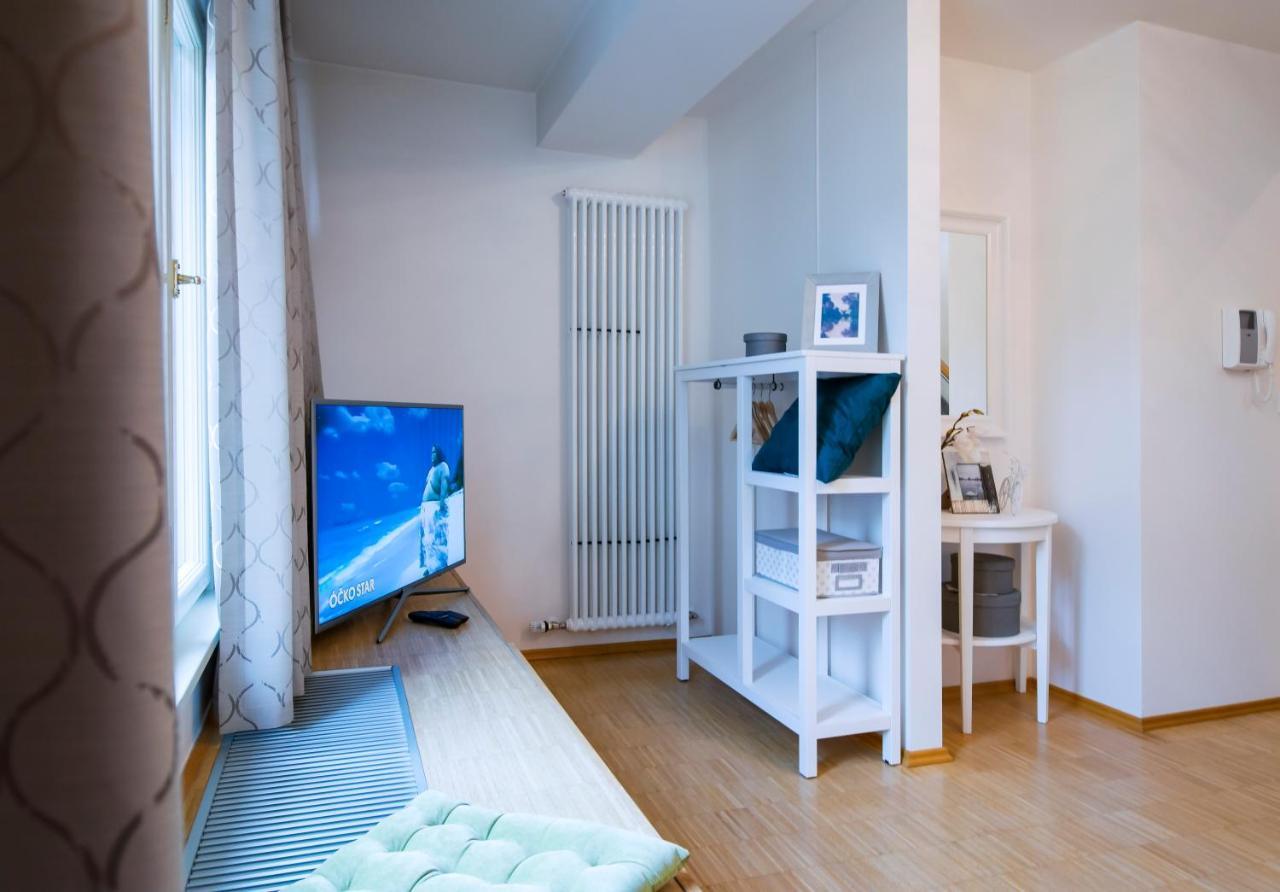 Modern Apartment Charvatova براغ المظهر الخارجي الصورة
