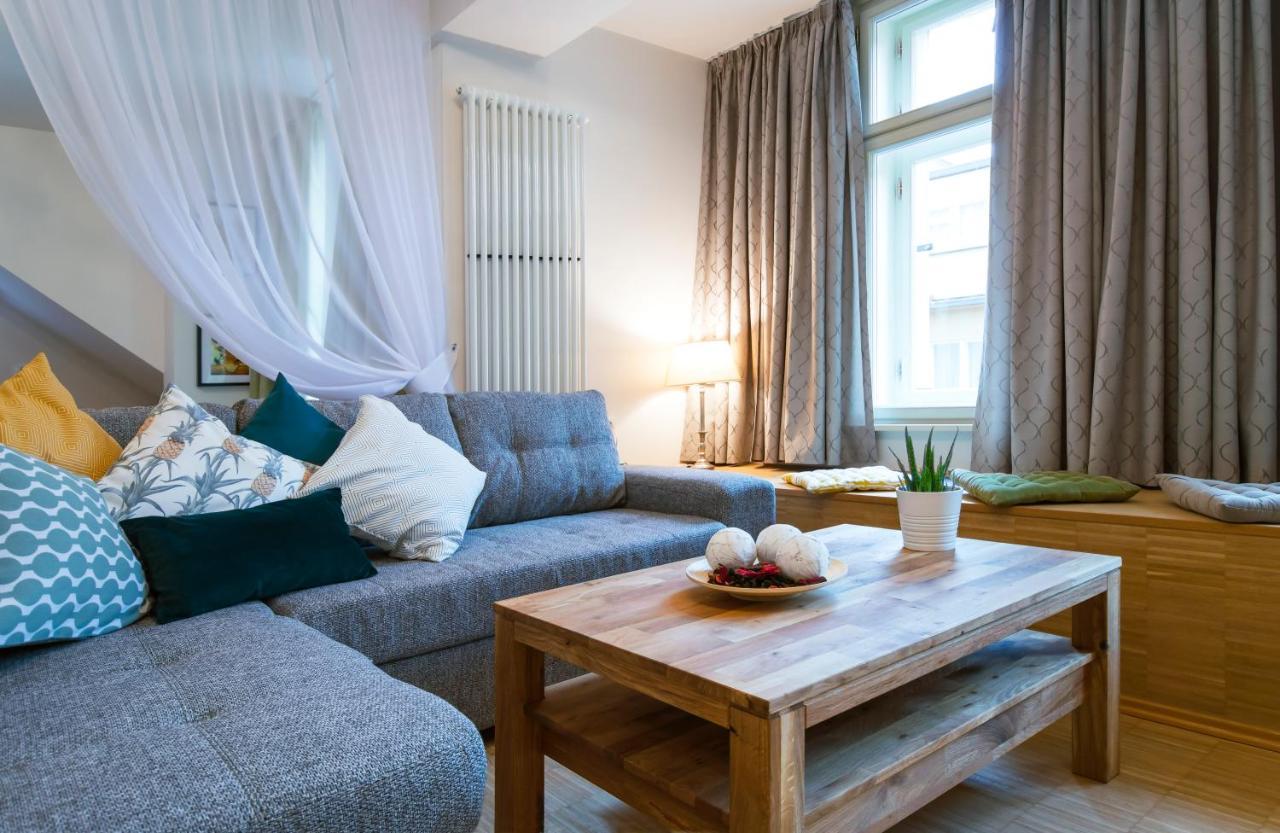 Modern Apartment Charvatova براغ المظهر الخارجي الصورة