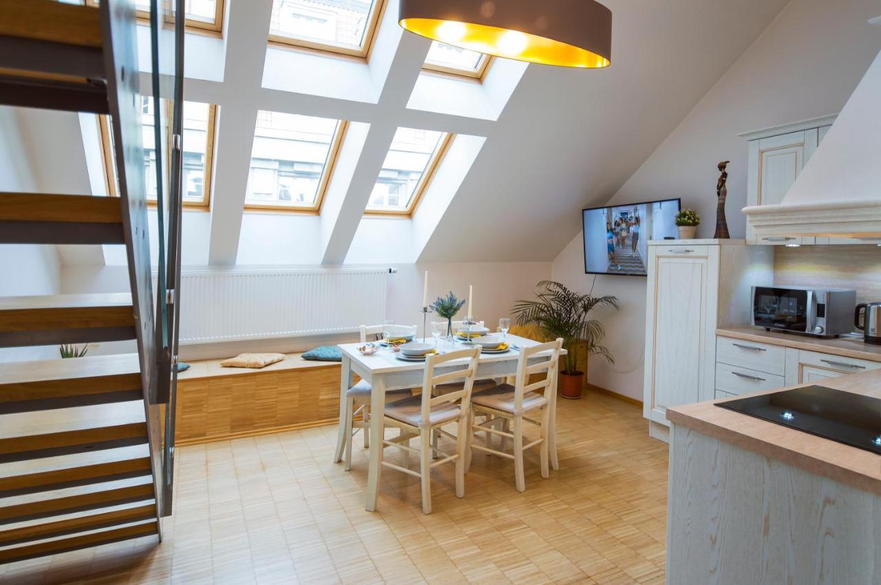 Modern Apartment Charvatova براغ المظهر الخارجي الصورة