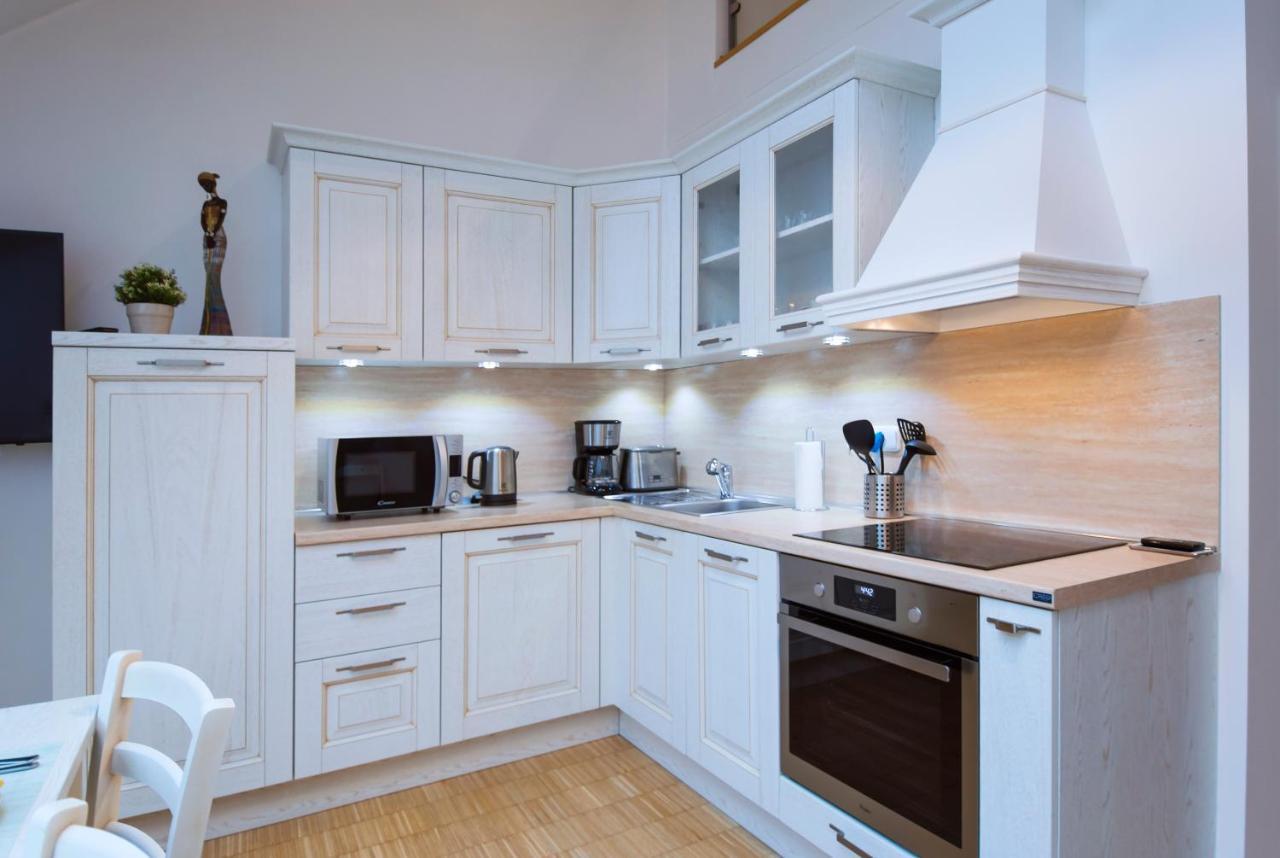 Modern Apartment Charvatova براغ المظهر الخارجي الصورة